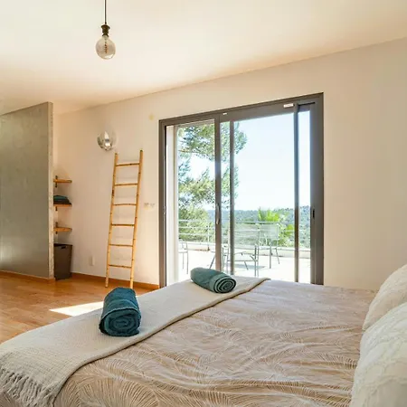 Beautiful Modern Near Montpellier